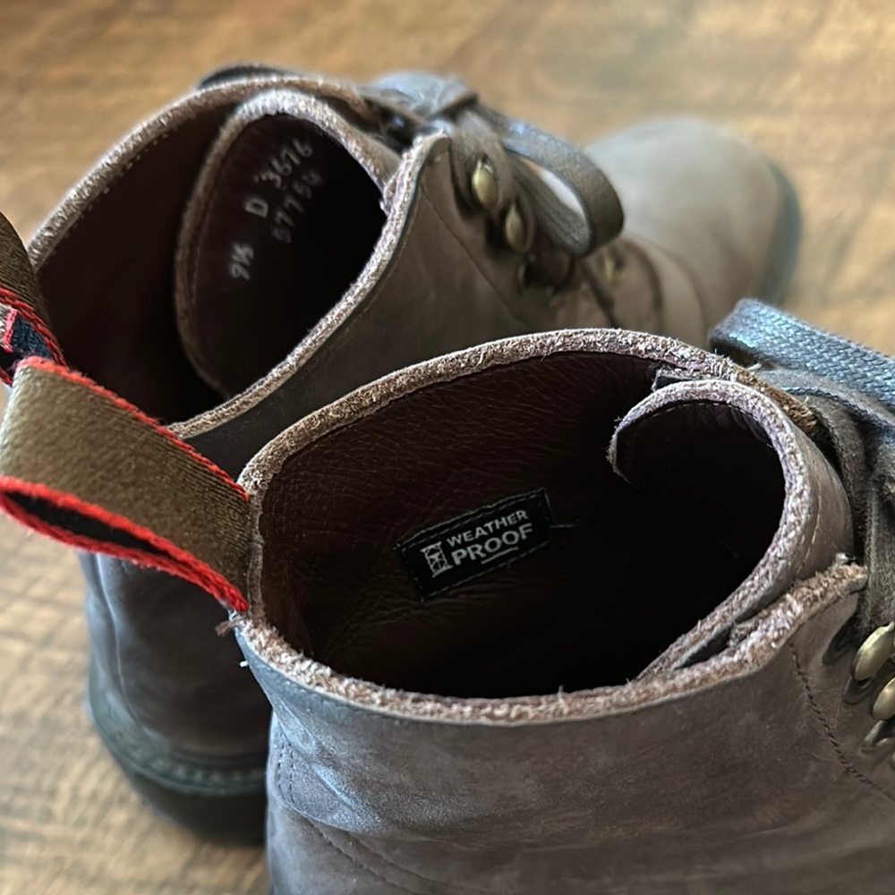Allen Edmonds Weather Proof Lace Up Boot - Picture 4 of 5